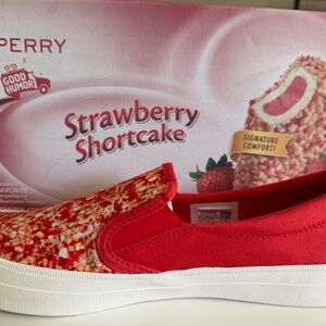 Sperry Strawberry Shortcake Slip on loafers